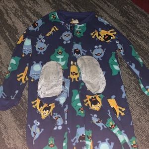 5T footie pajamas !